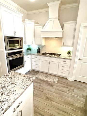 1307 Valle Lane, Springdale, AR 72762