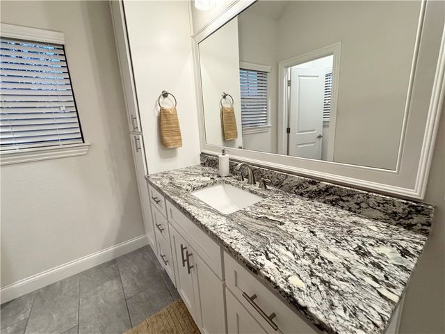 1307 Valle Lane, Springdale, AR 72762