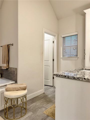 1307 Valle Lane, Springdale, AR 72762