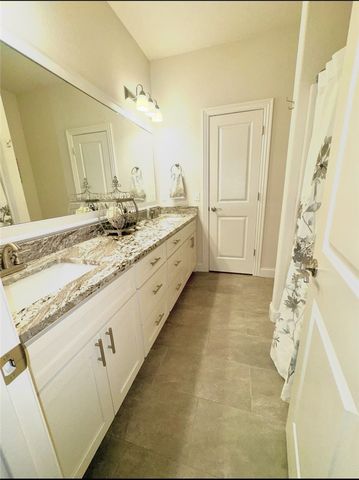 1307 Valle Lane, Springdale, AR 72762