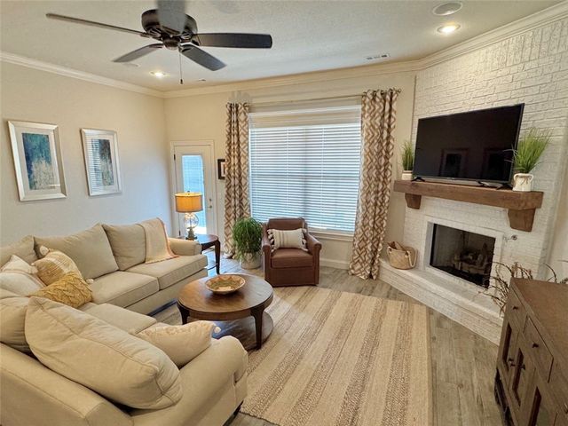 1307 Valle Lane, Springdale, AR 72762