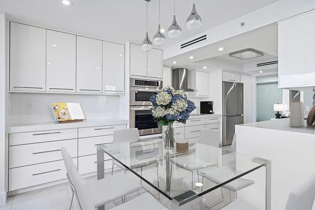 5080 N Ocean Drive 12b, Singer Island, FL 33404