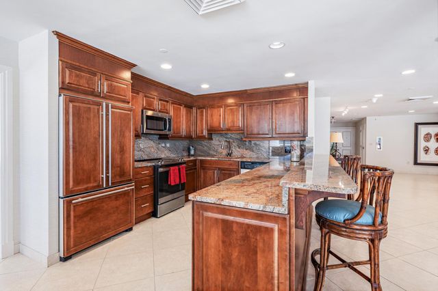 5080 N Ocean Drive 12b, Singer Island, FL 33404