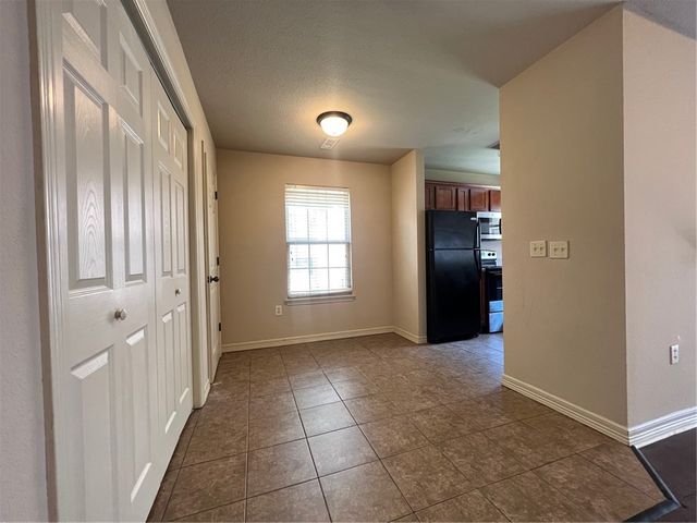 1790 N Chestnut Avenue, Fayetteville, AR 72703