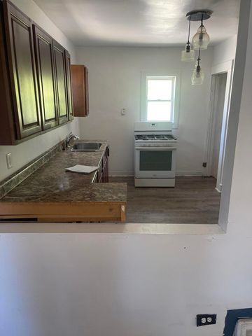 1443 175th Street, Hammond, IN 46324