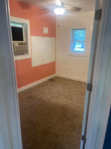 1443 175th Street, Hammond, IN 46324