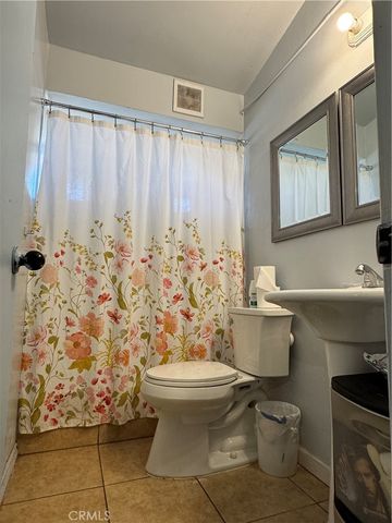 5610 Ensenada Way, Riverside, CA 92504