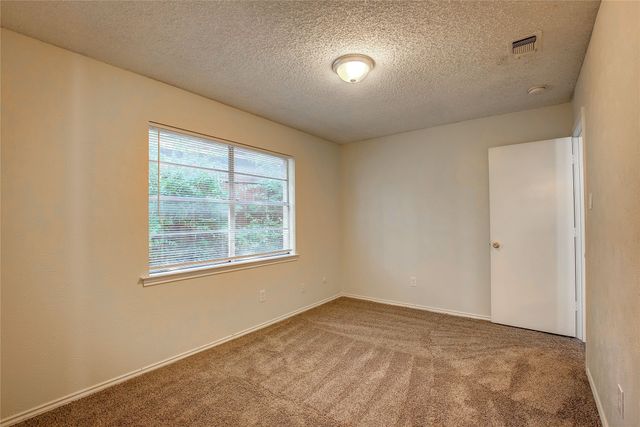 609-611 Melbourne Road, Hurst, TX 76053