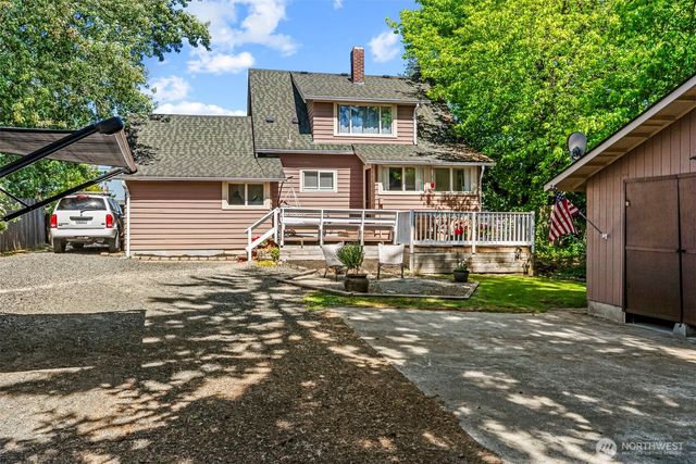 3301 Columbia Heights Road, Longview, WA 98632