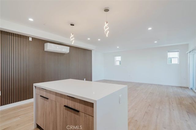 5654 Cartwright Avenue, North Hollywood, CA 91601