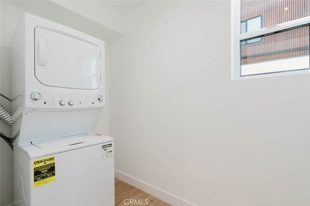 5654 Cartwright Avenue, North Hollywood, CA 91601