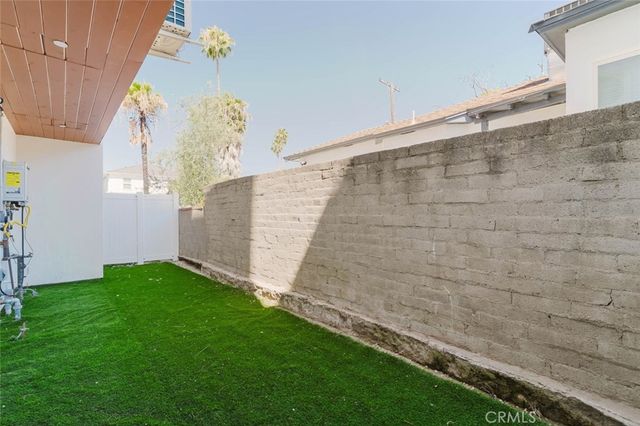 5654 Cartwright Avenue, North Hollywood, CA 91601