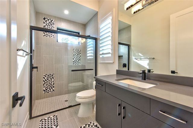 18512 Miromar Lakes BLVD W, Miromar Lakes, FL 33913