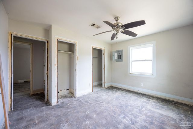 11212 Seaglade Dr, Pensacola, FL 32507