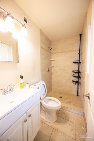 11212 Seaglade Dr, Pensacola, FL 32507