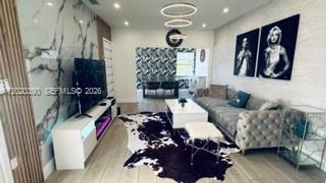 1670 SW 20th St 2, Miami, FL 33145