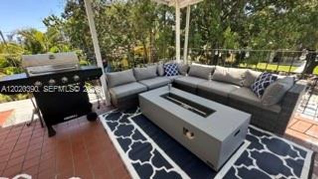 1670 SW 20th St 2, Miami, FL 33145