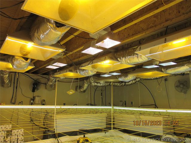 2905 E 2110, Hugo, OK 74743