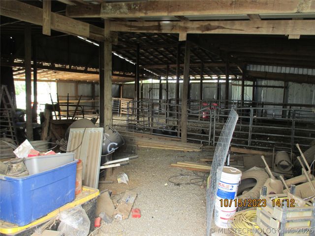 2905 E 2110, Hugo, OK 74743