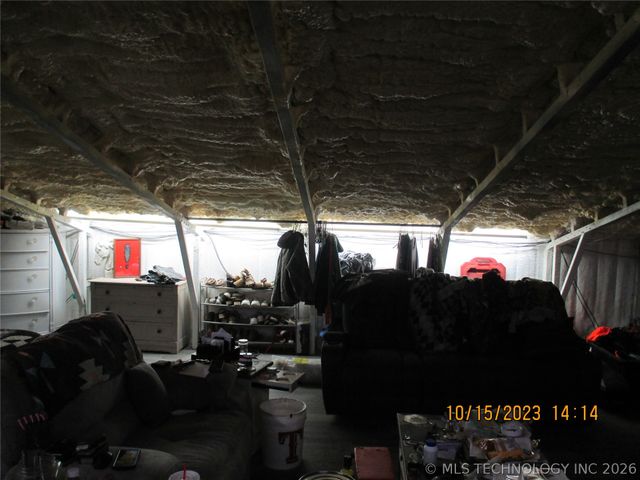 2905 E 2110, Hugo, OK 74743