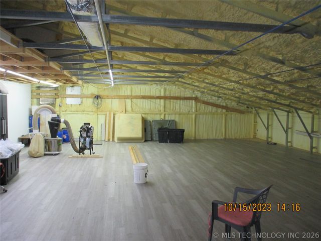 2905 E 2110, Hugo, OK 74743