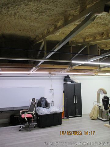 2905 E 2110, Hugo, OK 74743