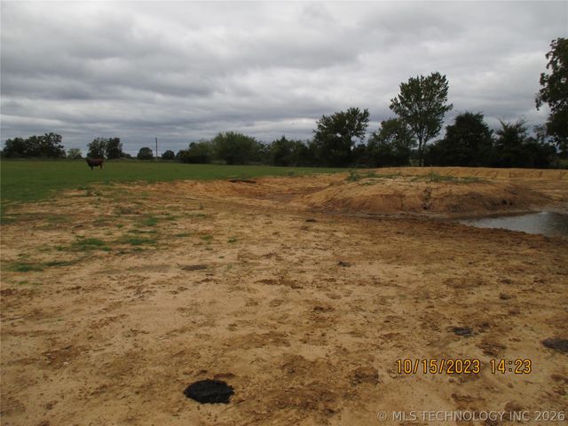 2905 E 2110, Hugo, OK 74743