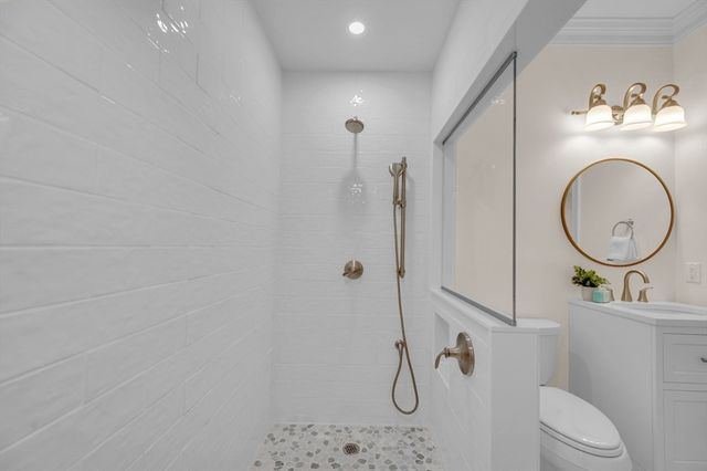 180 Hms Halsted Drive 180, Hingham, MA 02043