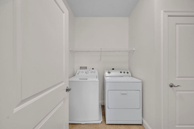 180 Hms Halsted Drive 180, Hingham, MA 02043