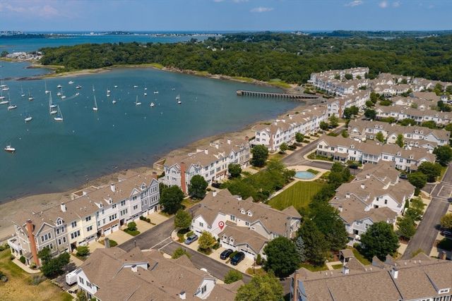 180 Hms Halsted Drive 180, Hingham, MA 02043