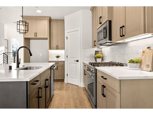 4701 Nw CAMAS MEADOWS Dr, Camas, WA 98607