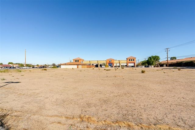 15403 Bear Valley, Hesperia, CA 92345