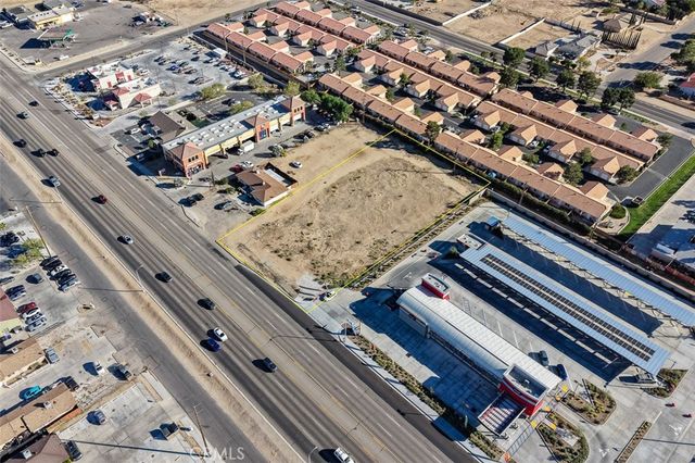 15403 Bear Valley, Hesperia, CA 92345