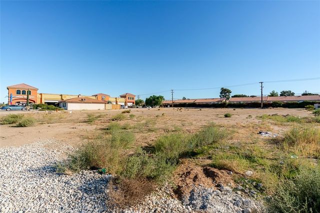 15403 Bear Valley, Hesperia, CA 92345