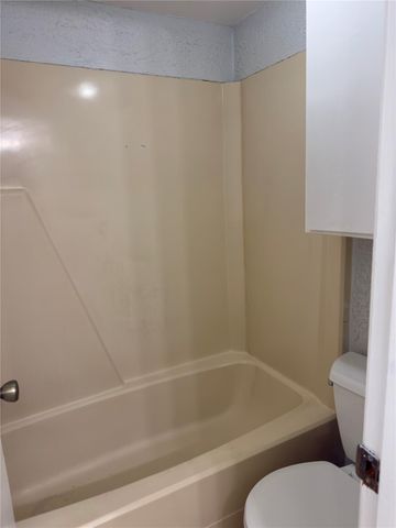513 South Park DR 301, Austin, TX 78704