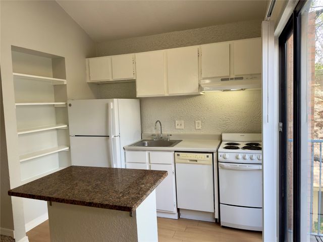 513 South Park DR 301, Austin, TX 78704