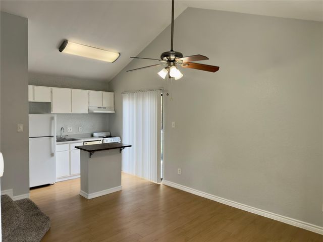 513 South Park DR 301, Austin, TX 78704
