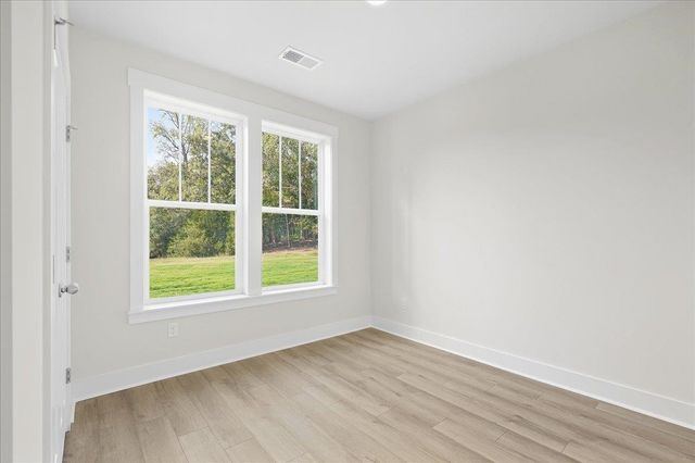 809 Lonsdale Court, Woodruff, SC 29388