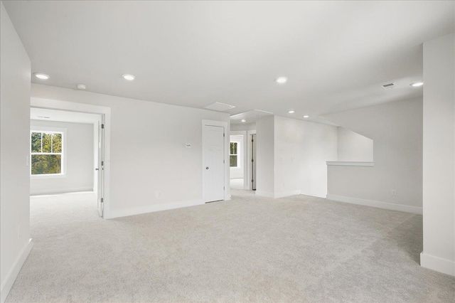 809 Lonsdale Court, Woodruff, SC 29388