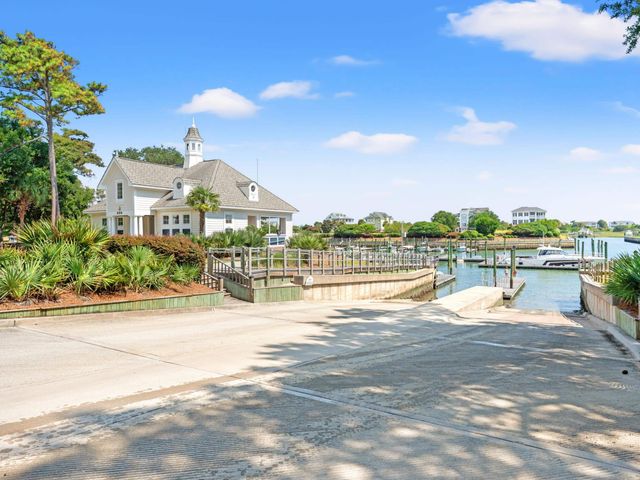 663 Parish Dr., Supply, NC 28462