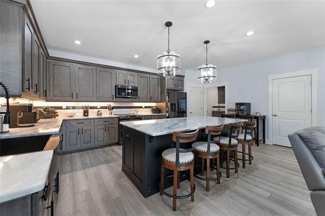 547 CENTER Road SE, Cartersville, GA 30121