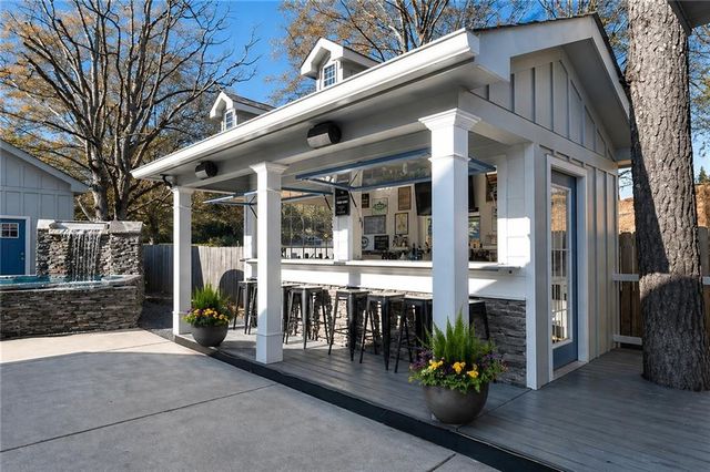 547 CENTER Road SE, Cartersville, GA 30121