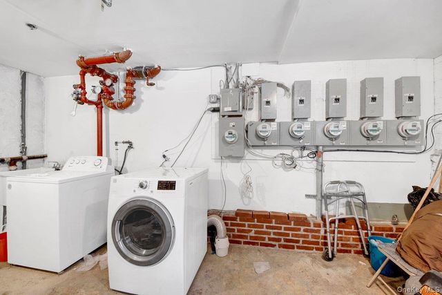 2527 Matthews Avenue, Bronx, NY 10467