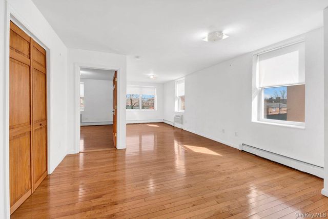 2527 Matthews Avenue, Bronx, NY 10467