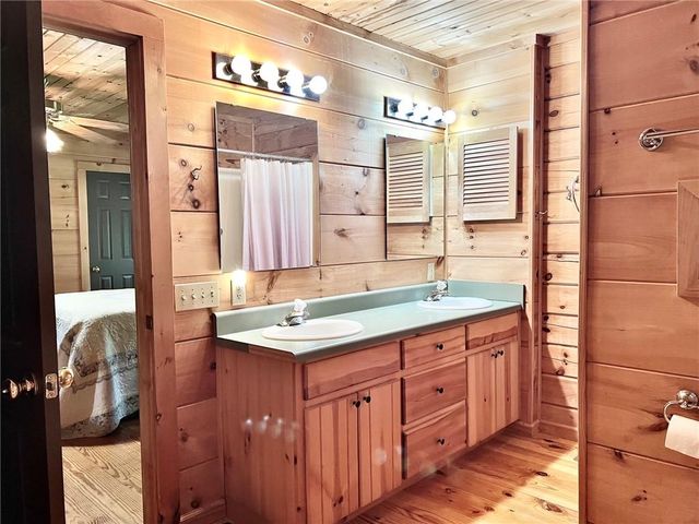 345 Acadia Drive, Ellijay, GA 30540