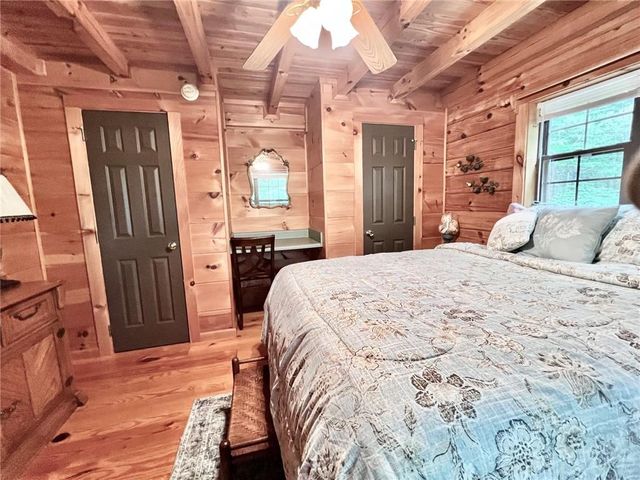 345 Acadia Drive, Ellijay, GA 30540