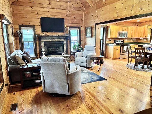 345 Acadia Drive, Ellijay, GA 30540
