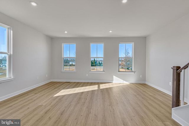 1208 OASIS AVE, Ranson, WV 25438