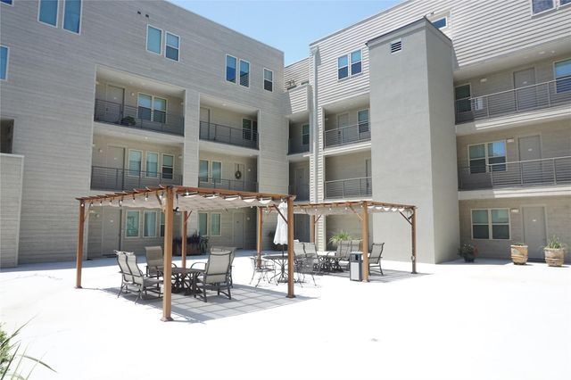 4819 Caroline Street 111, Houston, TX 77004