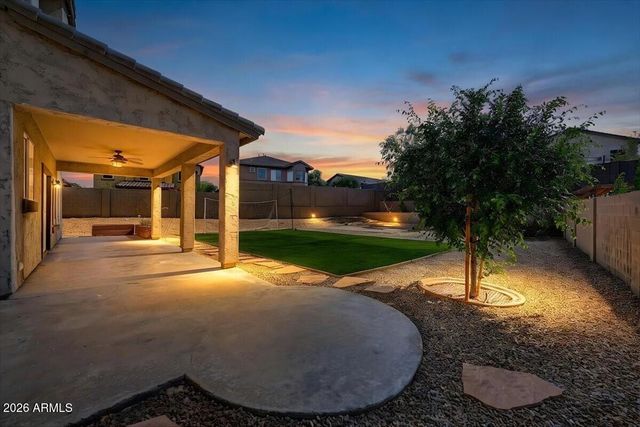 42937 N OUTER BANK Court, Anthem, AZ 85086